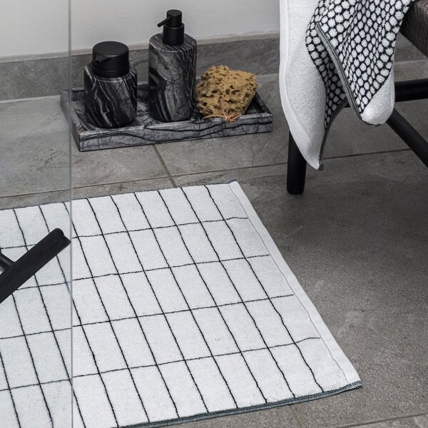Bílá koupelnová předložka 50x80 cm Tile Stone – Mette Ditmer Denmark