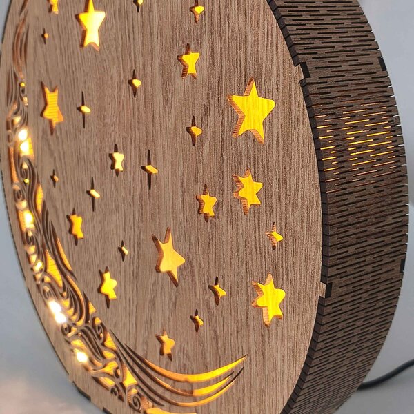 Dřevěná stolní lampa Měsíc a hvězdy | AURA: HDF - Ořech 20 cm 4794-115288 LED0612