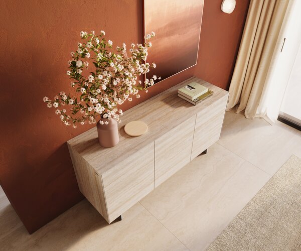 DELIFE Komoda Cuor 150 cm keramika Laminam® Travertino Bianco krémově bílá 3 dvířka podnož závěsná nerezová ocel