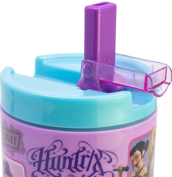 Plastový hrnek s víčkem a pítkem KPop Demon Hunters - HUNTR/X - 530 ml