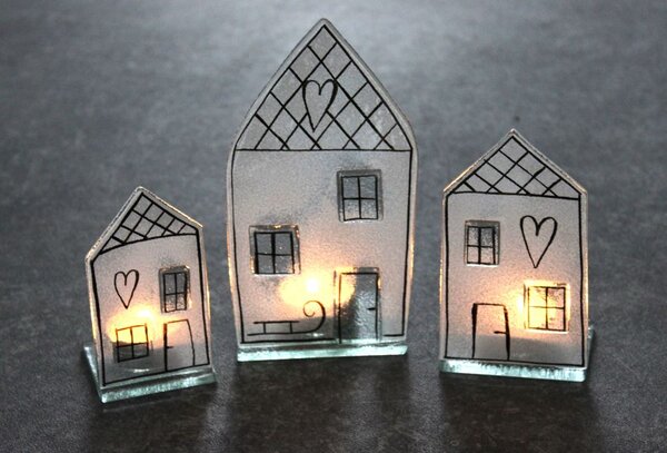 BDK-GLASS Skleněný domeček na čajovou svíčku Rozměr: 9x18cm