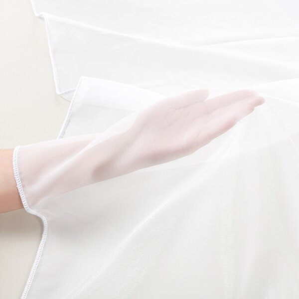 Bílá hladká perleťově lesklá záclona/organza s olůvkem ZAC-032 výška 325 cm Pouze metráž