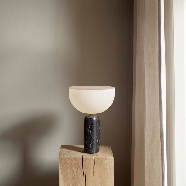Stolní lampa New Works, Kizu Small, Černá, Obývací pokoj, Kámen, Design