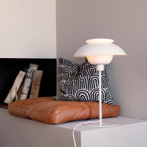 Stolní lampa Dyberg Larsen, Opus, Bílá, Obývací pokoj, Kov, Design