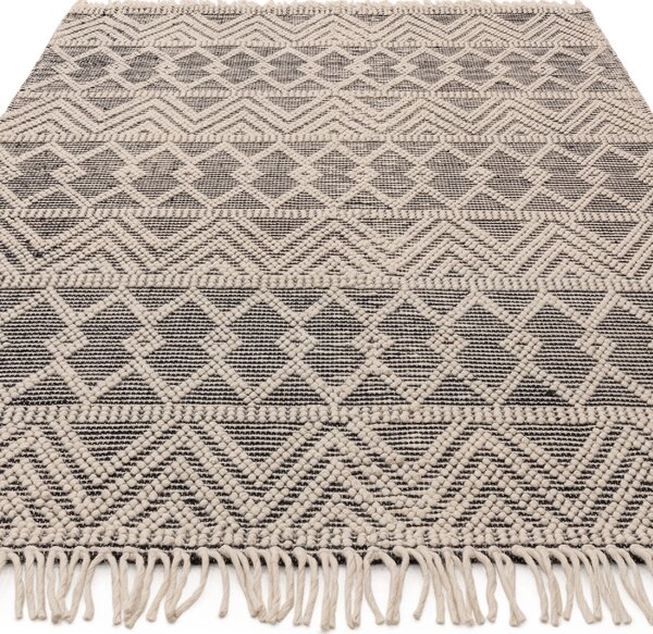 Tribeca Design Kusový koberec Whiskers Black Rozměry: 120x170 cm