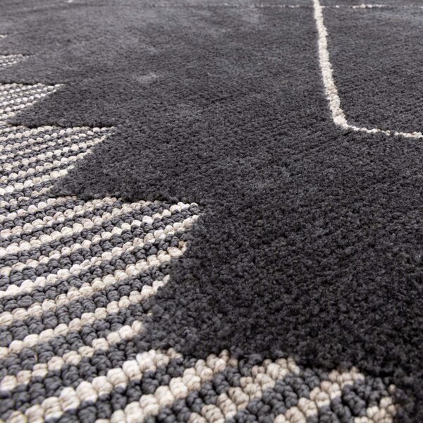 Tribeca Design Kusový koberec Arone Diamond Black Rozměry: 120x170 cm