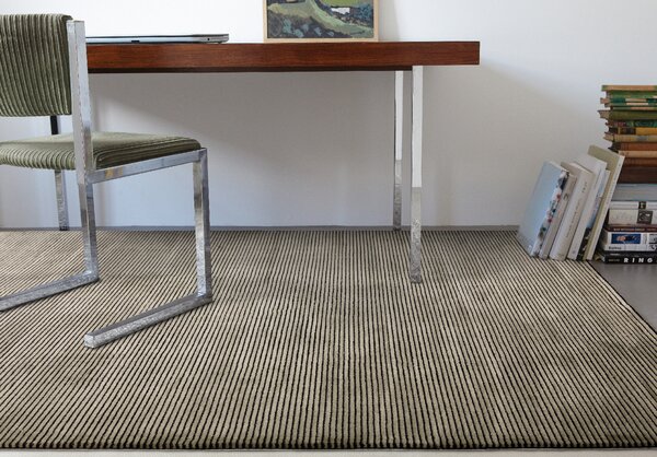 Tribeca Design Kusový koberec Zoom Stripe Khaki Rozměry: 120x170 cm