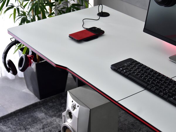 PC stolek Matts 160 (bílá + černá)