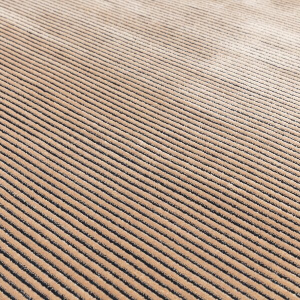 Tribeca Design Kusový koberec Zoom Stripe Terracotta Rozměry: 120x170 cm