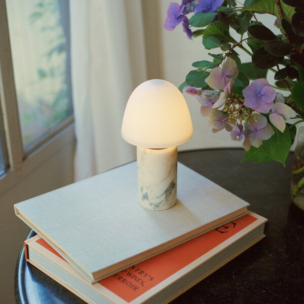 Stolní lampa Made By Hand, Fuse, Béžová, Obývací pokoj, Mramor, Design