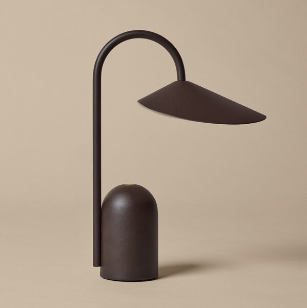 FERM LIVING Přenosná lampa Arum, Dark Chocolate