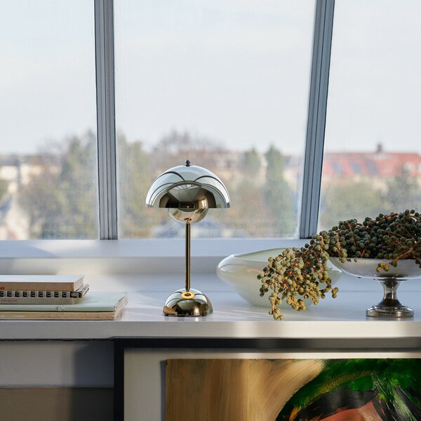 Stolní lampa &Tradition, Flowerpot VP9, stmívatelné, Metalická, Obývací pokoj, Plast, Design