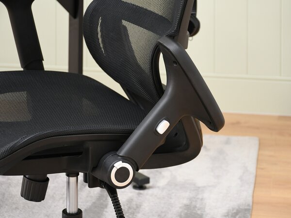 Židle Ikarus (černá). Akce -12%