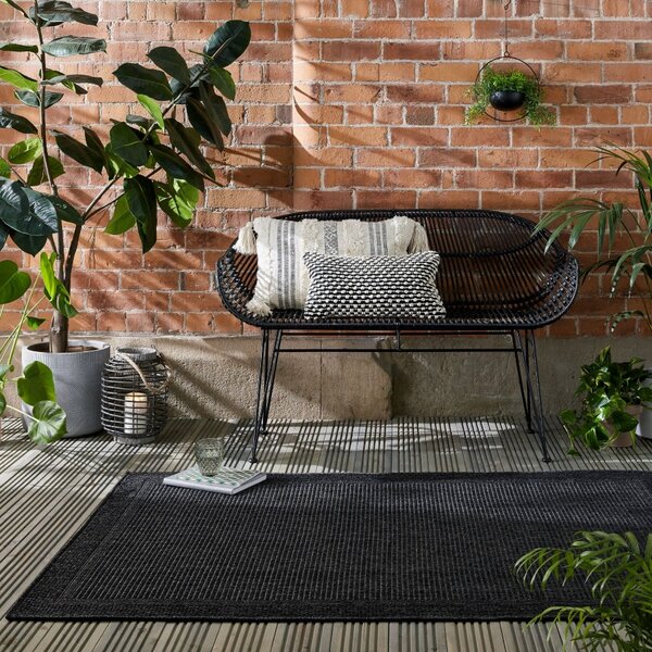 Flair Rugs, AKCE: 200x290 cm Kusový koberec Aruba Alfresco Weave Charcoal – na ven i na doma, černá, chodba / předsíň