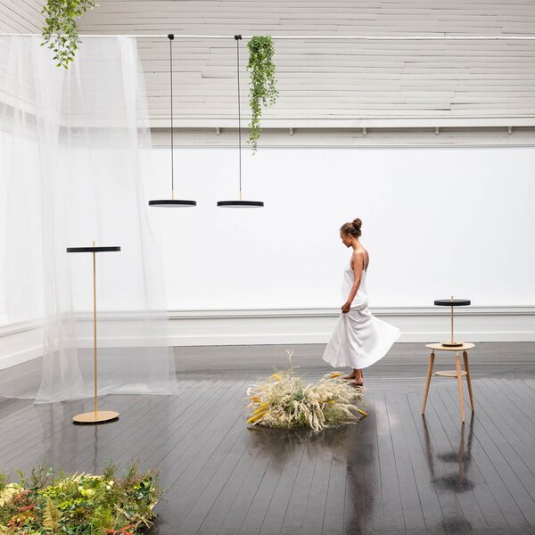 Stolní lampa UMAGE, Asteria Table, stmívatelné, Černá, Obývací pokoj, Hliník, Design