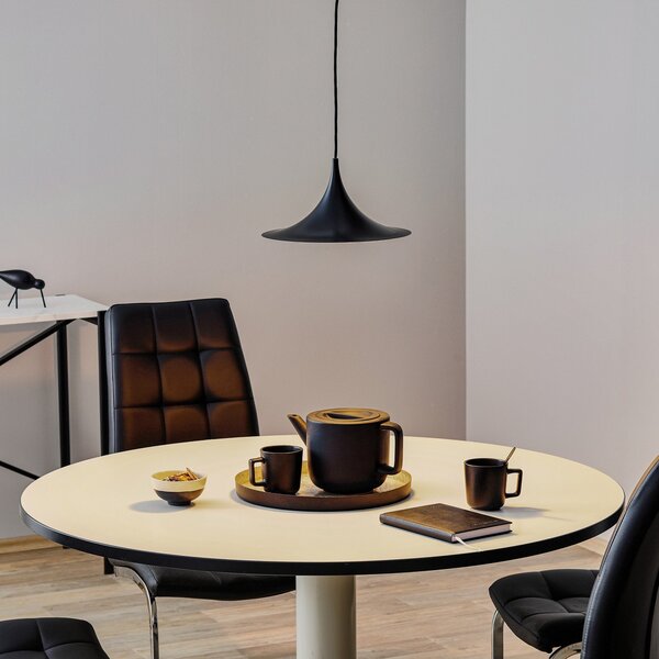 Závěsná svítidlo GUBI, Semi, stmívatelné, Černá, Obývací pokoj, Kov, Design