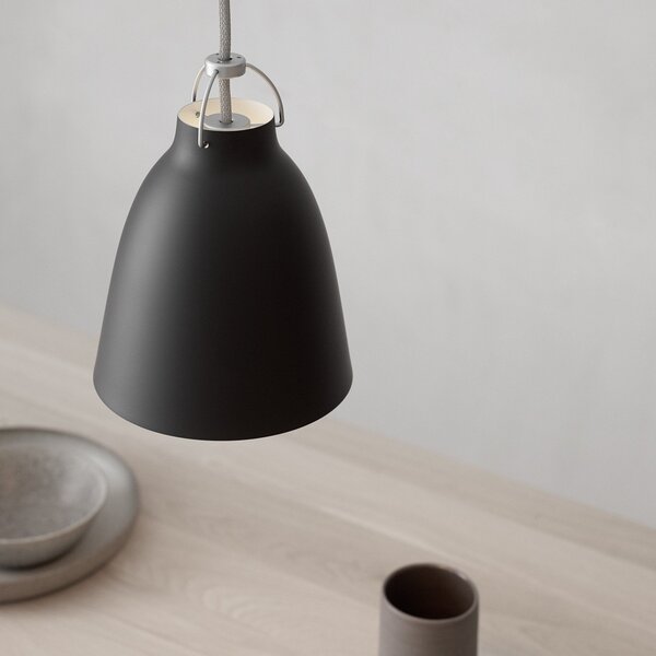 Závěsná svítidlo FRITZ HANSEN, Caravaggio P1, stmívatelné, Černá, Obývací pokoj, Kov, Design