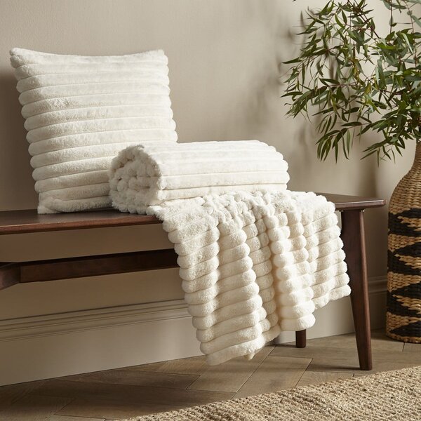 Dekorační polštář z mikroplyše 45x45 cm Cosy Ribbed – Catherine Lansfield