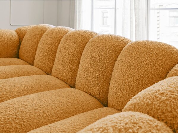 Pohovka z textilie bouclé v hořčicové barvě 232 cm Hippolyte – Bobochic Paris