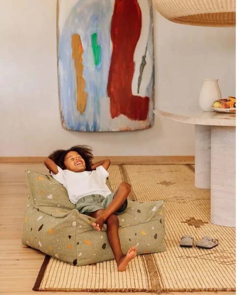 Zelený dětský sedací vak z textilie bouclé/žinylkový Terrazzo Chair – Wigiwama