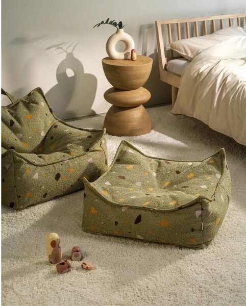Zelený dětský sedací vak z textilie bouclé/žinylkový Terrazzo Chair – Wigiwama
