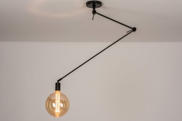 Závěsné svítidlo nad stůl Snap Bulb Black (LMD)