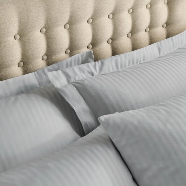 Damaškové povlaky na polštáře v sadě 2 ks 50x75 cm Satin Stripe – Catherine Lansfield