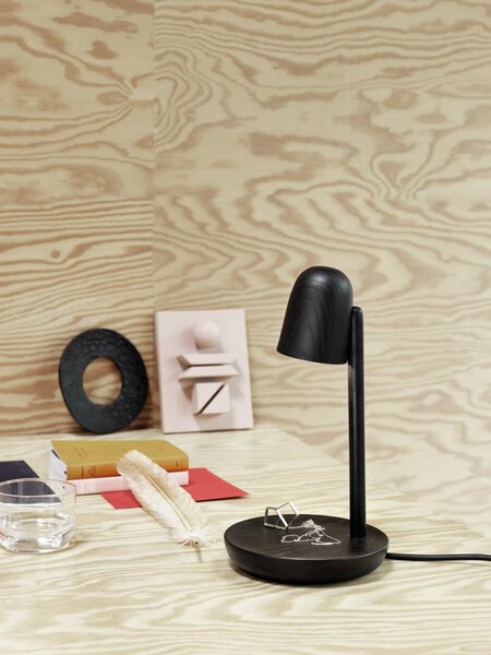 Stolní lampa Muuto, Černá, Obývací pokoj, Dřevo