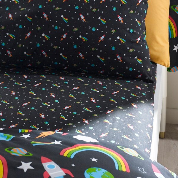 Černé napínací dětské prostěradlo na jednolůžko 90x190 cm Rainbow Rockets – Catherine Lansfield