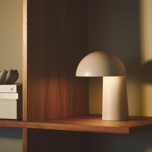Stolní lampa DFTP by Nordlux, Faye Portable, stmívatelné, Béžová, Obývací pokoj, Kov, Skandinávský