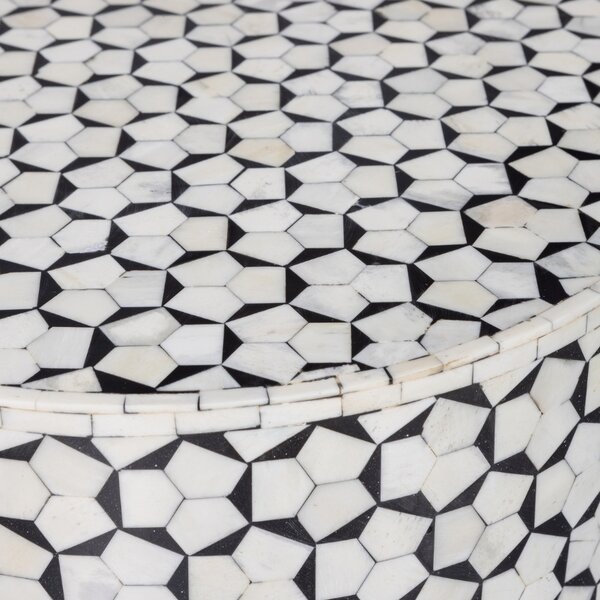 WOOOD Černobílý vzorovaný odkládací stolek Nadal 37 cm
