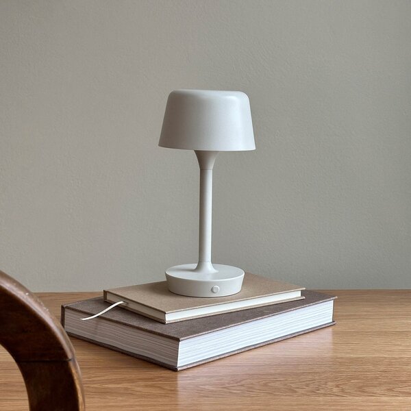 Stolní lampa Dyberg Larsen, Flow, stmívatelné, Béžová, Obývací pokoj, Kov, Skandinávský