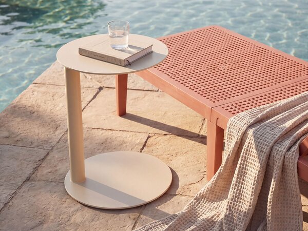 Zahradní odkládací stolek VENTURINA 40 cm 40 cm Kov Béžová