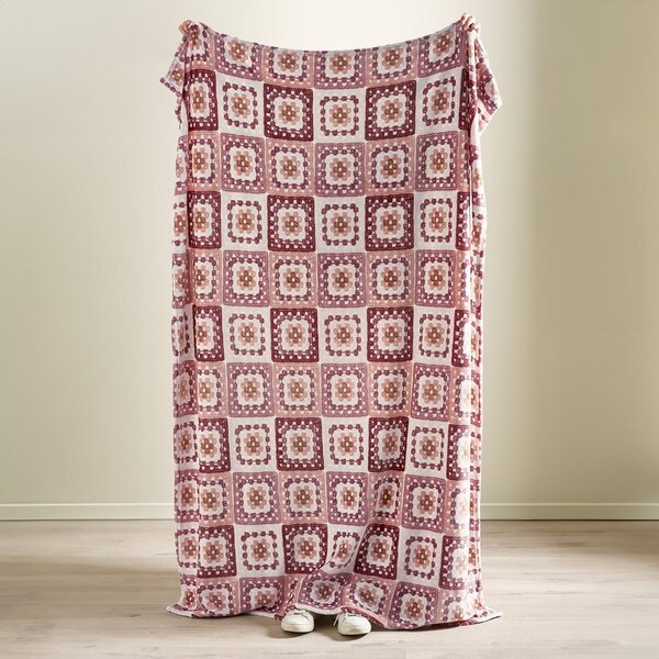 Růžová deka z mikroplyše 130x170 cm Crochet Print – Catherine Lansfield