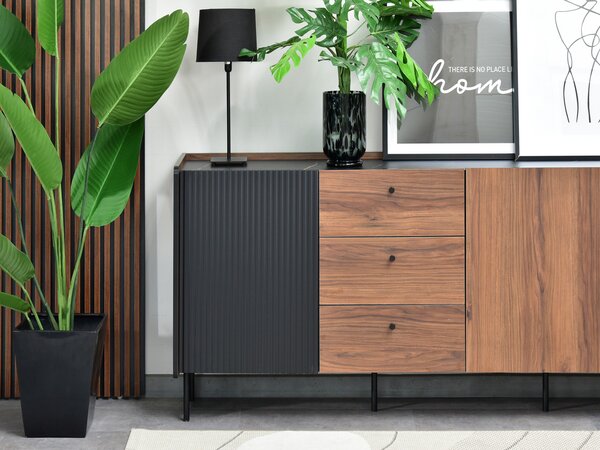 Komoda Protegidas P06 (černá). Akce -10%