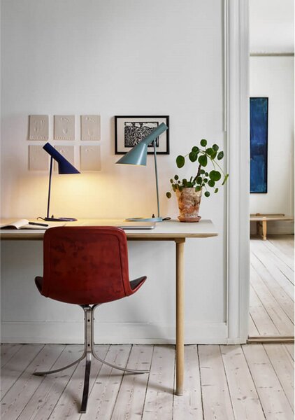Stolní lampa Louis Poulsen, AJ Mini, Bílá, Obývací pokoj, Kov, Design