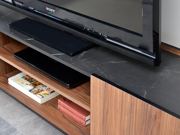 TV stolek/skříňka Protegidas P17 (černá). Akce -14%