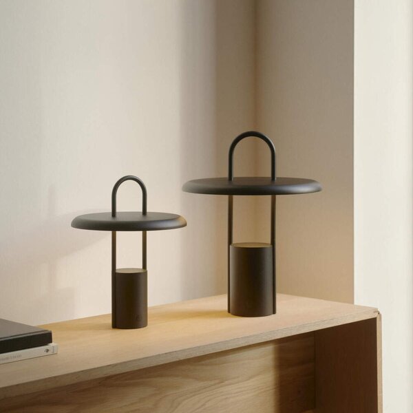 Stelton Přenosná LED lampa Pier H33.5, black 616
