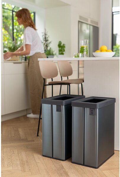 Šedý odpadkový koš na tříděný odpad z recyklovaného plastu 54 l Verto Recycle – Curver