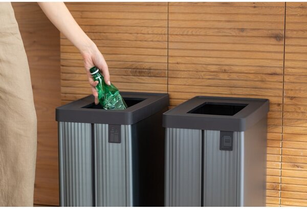 Šedý odpadkový koš na tříděný odpad z recyklovaného plastu 54 l Verto Recycle – Curver