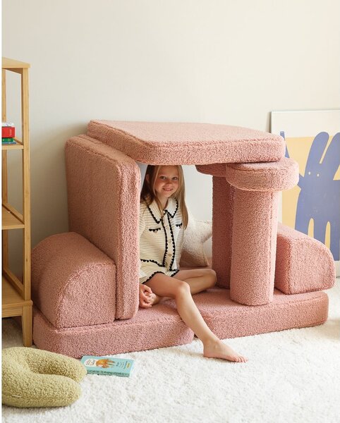 Růžová dětská pohovka z textilie bouclé 132 cm Settee – Wigiwama