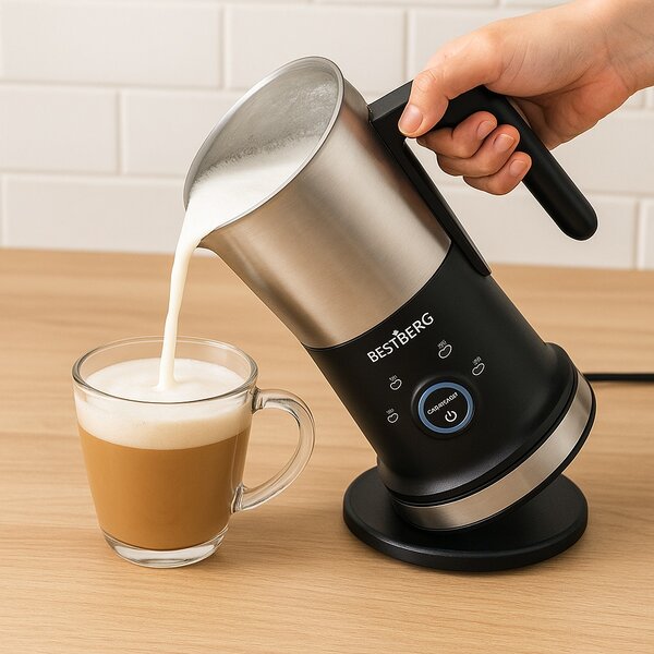 Napěňovač mléka BestBerg BBF-1410 / 240 ml / 500 W / černá/stříbrná