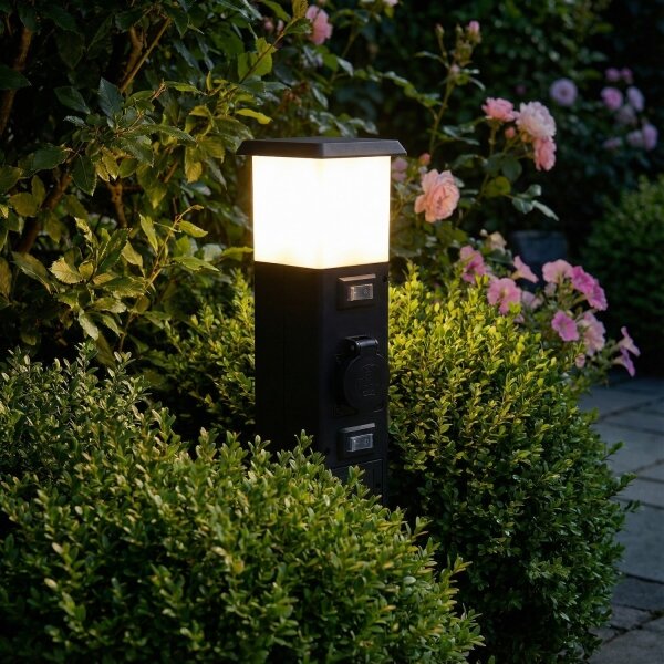 Brilagi - Venkovní lampa se 2 zásuvkami SCHUKO 1xE14/15W/230V IP44 černá