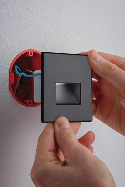 P 93094 LED vestavné svítidlo do zdi Edge Quadro hranaté 8x8cm 1,2W 230V 2700K černá mat - PAULMANN