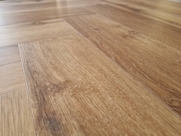 Vinylová podlaha click Lamett Douro Herringbone - Glow 611