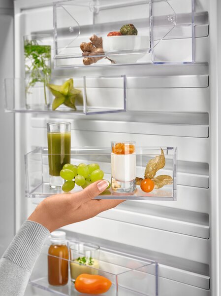 Lednice Electrolux LNC7ME34X1 (E)