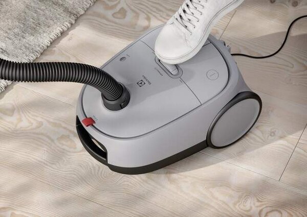 Vysavač ELECTROLUX EB61A5UG