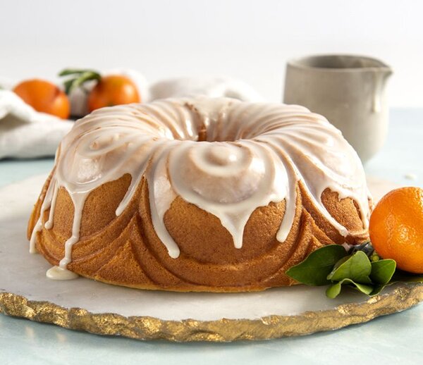 Nordic Ware Forma na bábovku Chiffon zlatá 2,4 l 87477