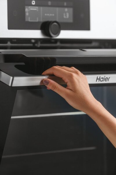 Vestavná trouba Haier HWO60SM2F5XH (A)