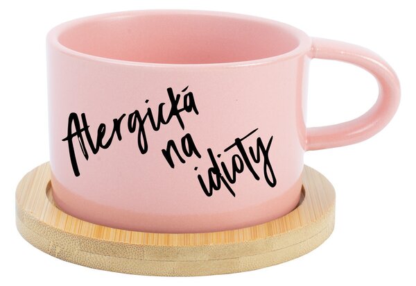 ALERGICKÁ NA IDIOTY - růžový hrníček makronka 200 ml